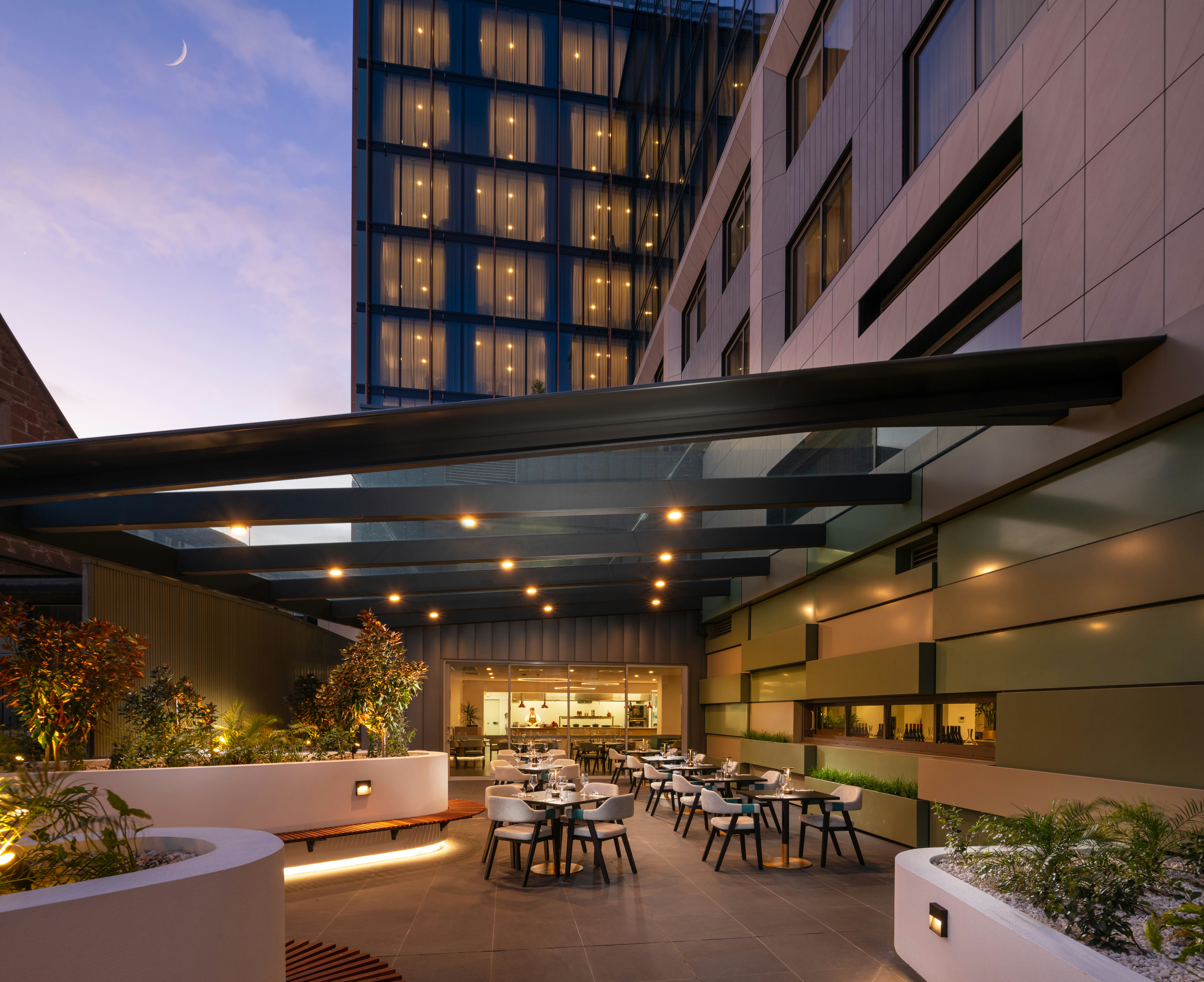 DoubleTree by Hilton Hobart 1/28