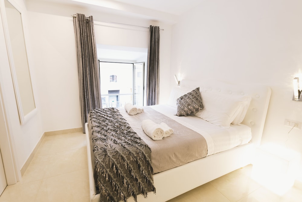 San Pietro Grand Suite 9/50
