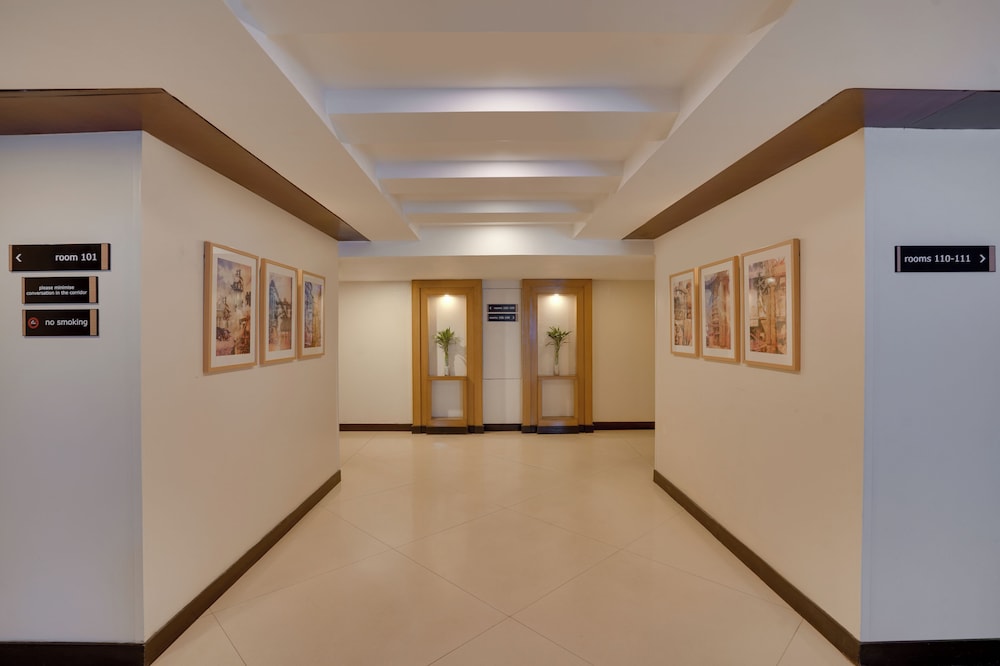 Lemon Tree Hotel, Centre Point, Jamshedpur 31/46