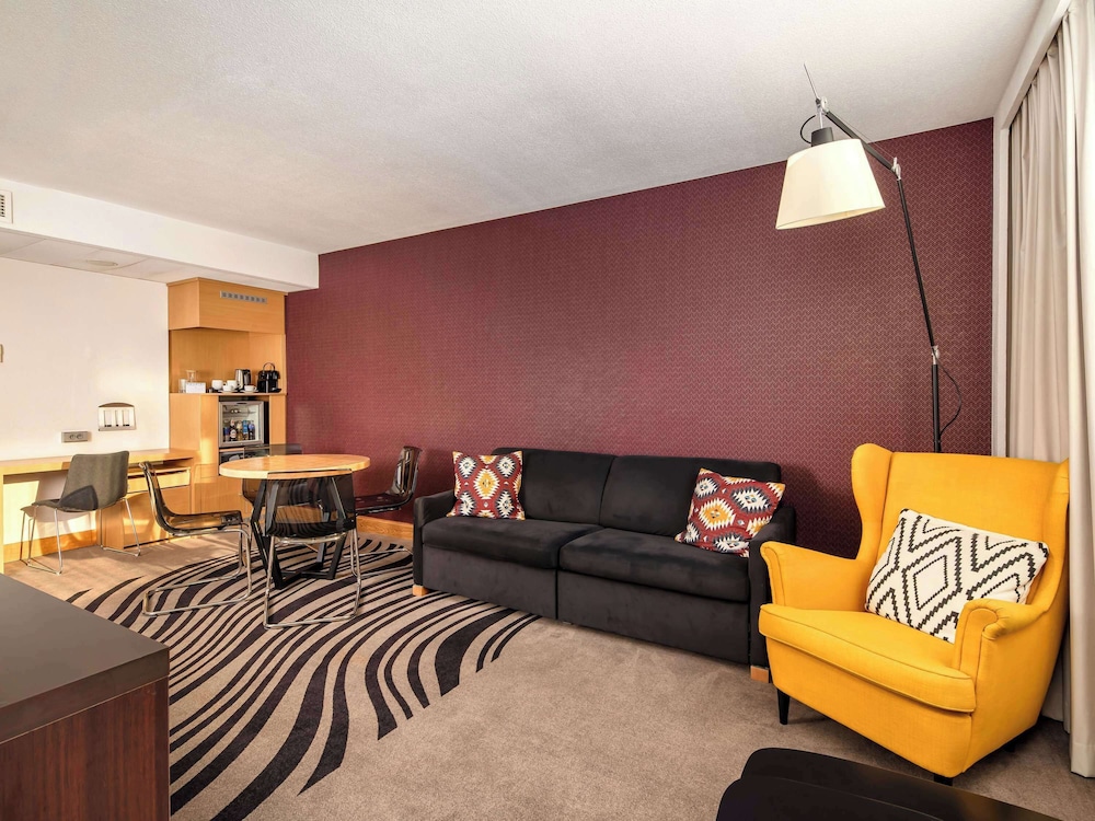 Novotel Krakow City West 55/77