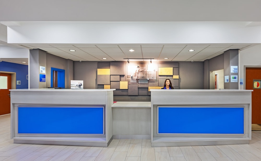 Holiday Inn Express New Orleans East 10/42