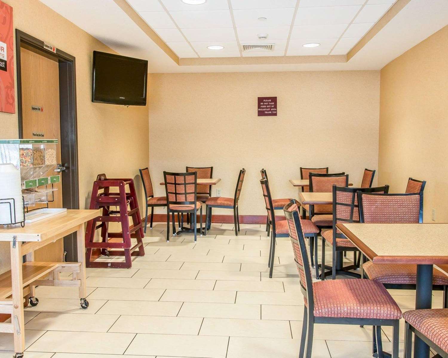 Quality Inn Near Interstate I94 25/38