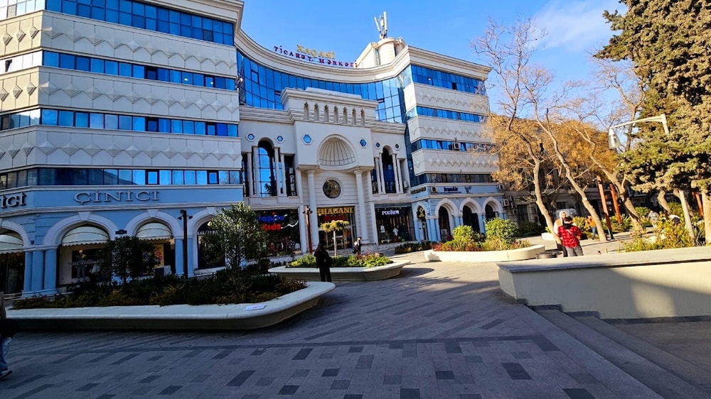 Khaghani Center Hotel 33/49