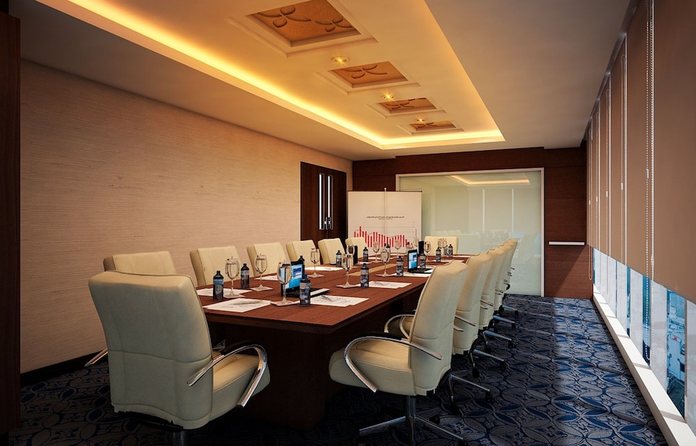 Best Western Premier La Grande Hotel 40/44
