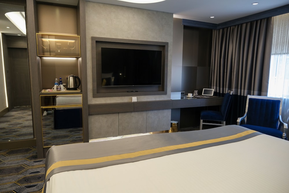 Barcelo Ankara Altinel 37/48