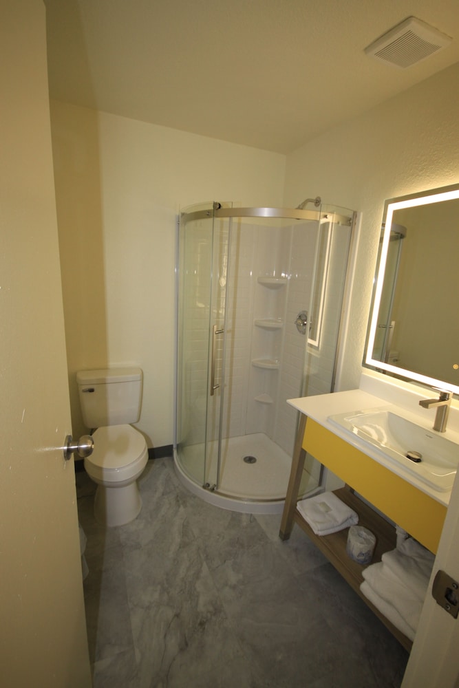 Days Inn by Wyndham Wheat Ridge/Denver West 43/44