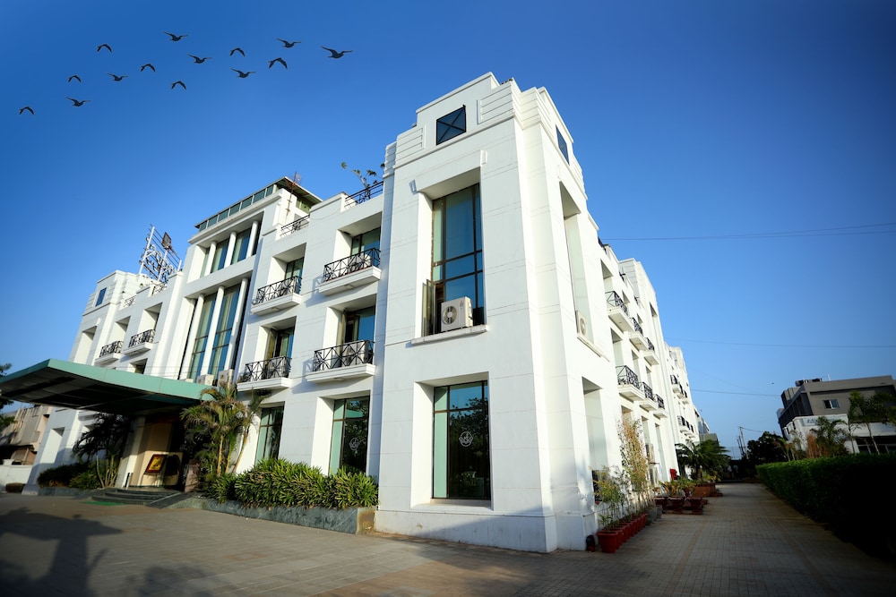 Renest Gandhidham 5/25