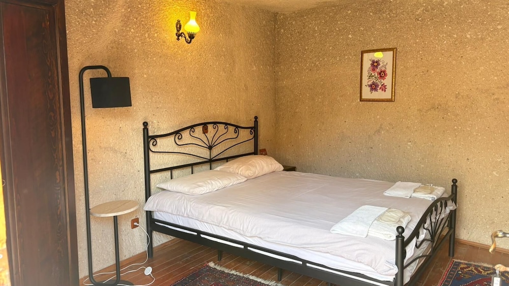 Nature Park Cave Hotel 23/46