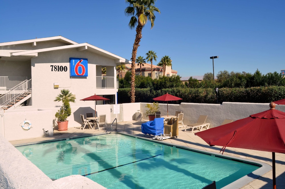 Motel6 Palm Desert, CA - Palm Springs Area 7/37
