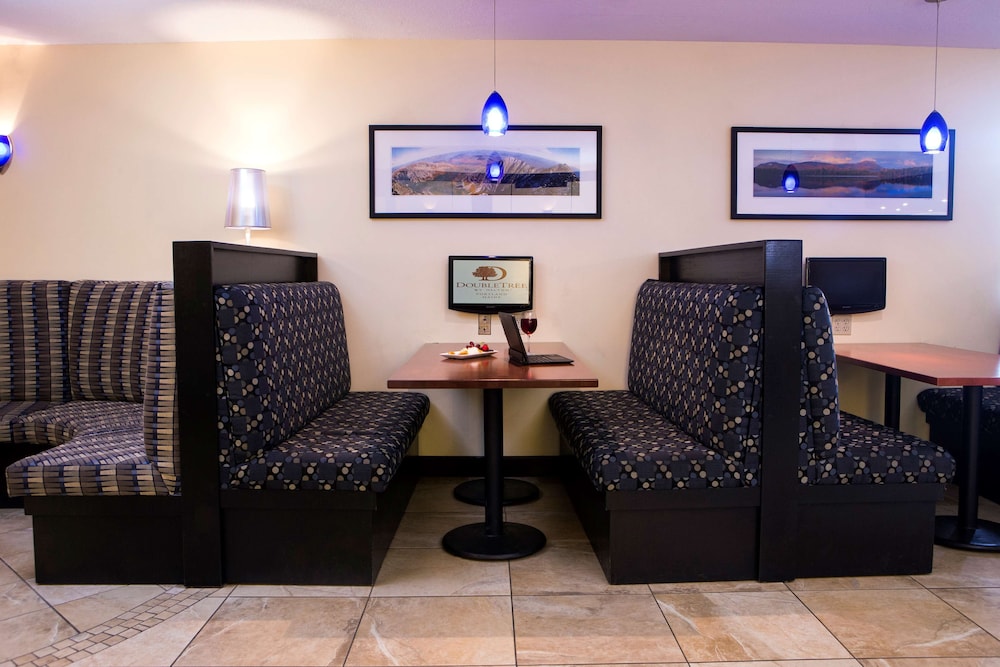 Doubletree By Hilton Portland Me 41/61
