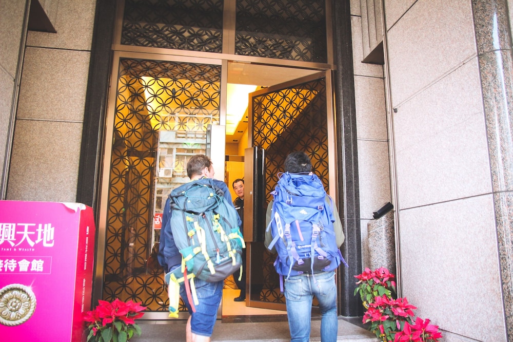 Starbox Hostel 7/25