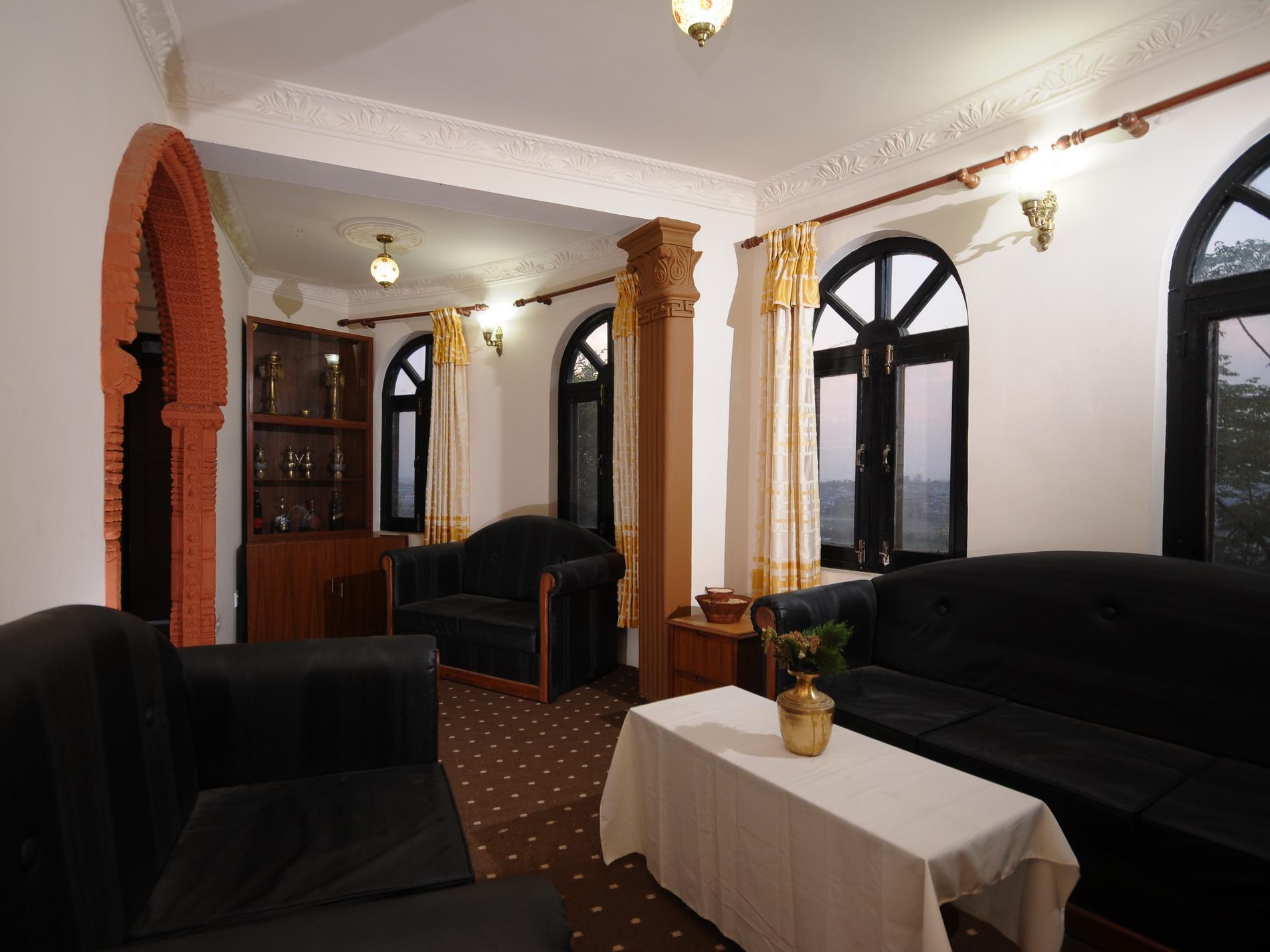 Hotel Manohara 15/21