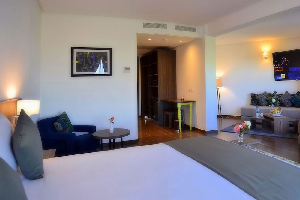 WAZO HOTEL 28/63