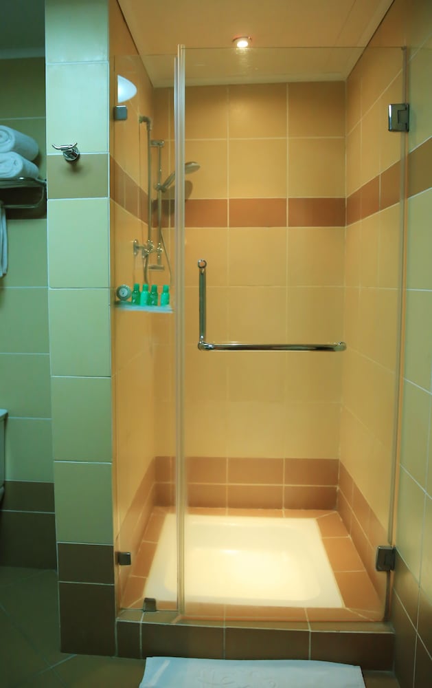غرفة بسرير كوين بإطلالة على البحيرة، Haile Resort Hawassa 8/8