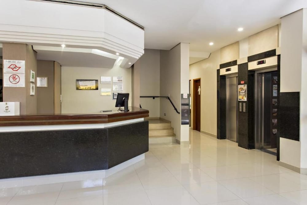 Black Stream Hotel 5/50