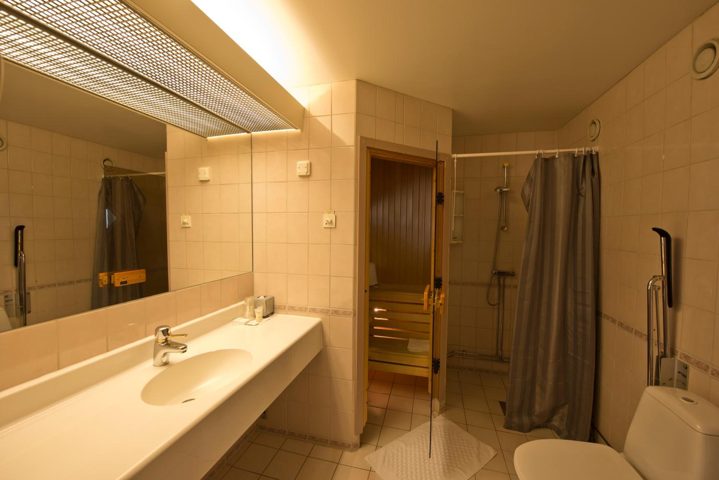 Mini, Suite