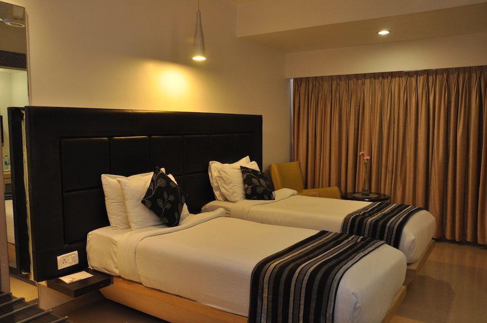 Oriental Residency Hotel 15/49