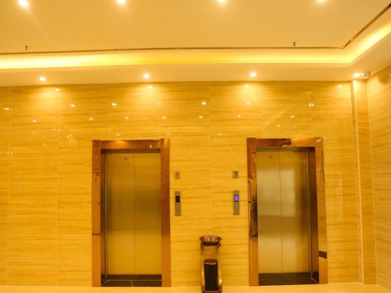 GreenTree Inn Anqing Huaining County Development Zone Duxiu Road 33/42