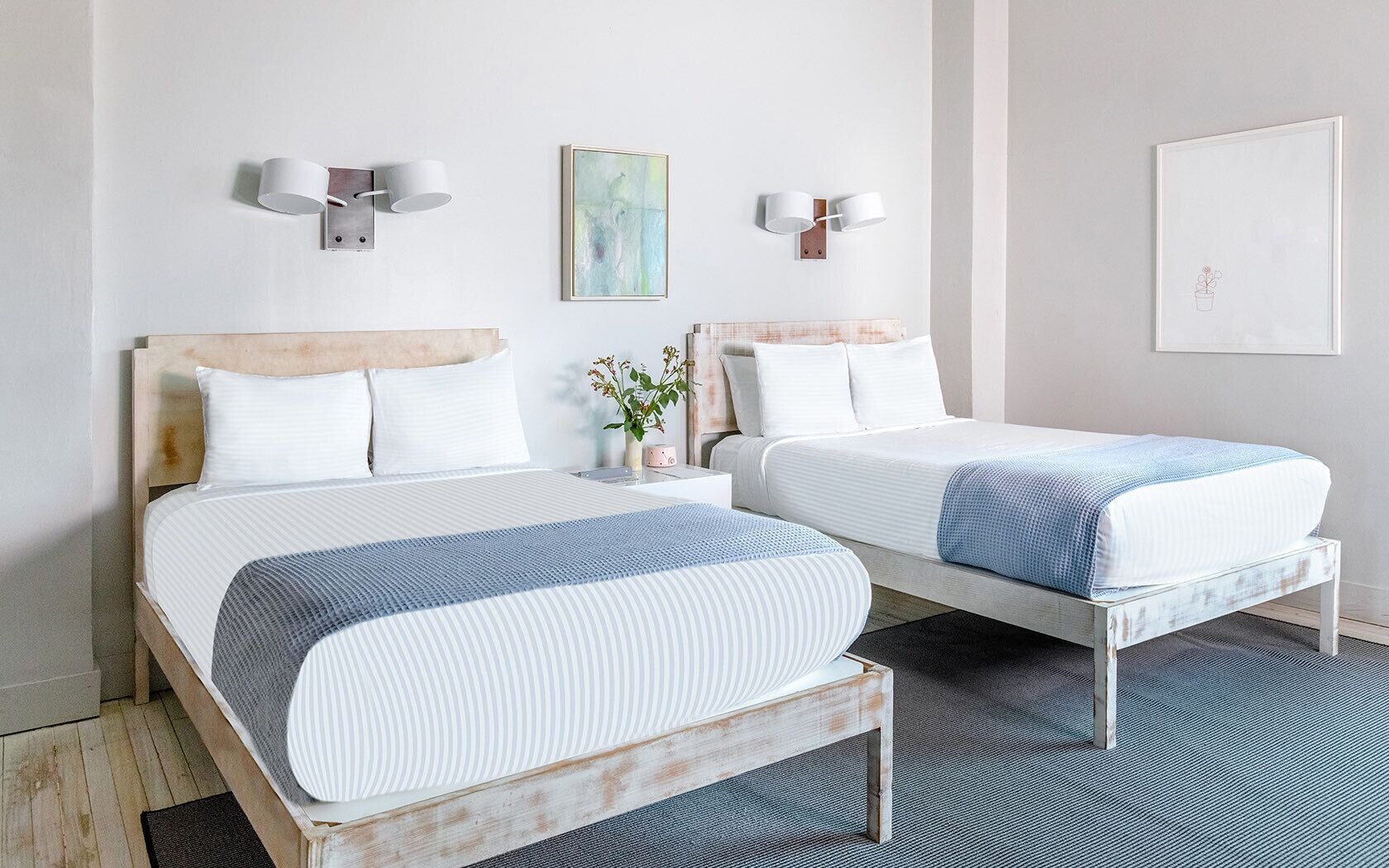 STANDARD, 2 DOUBLE BEDS