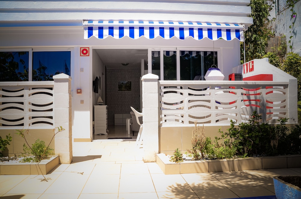 Calypso Oasis Apartments 6/65