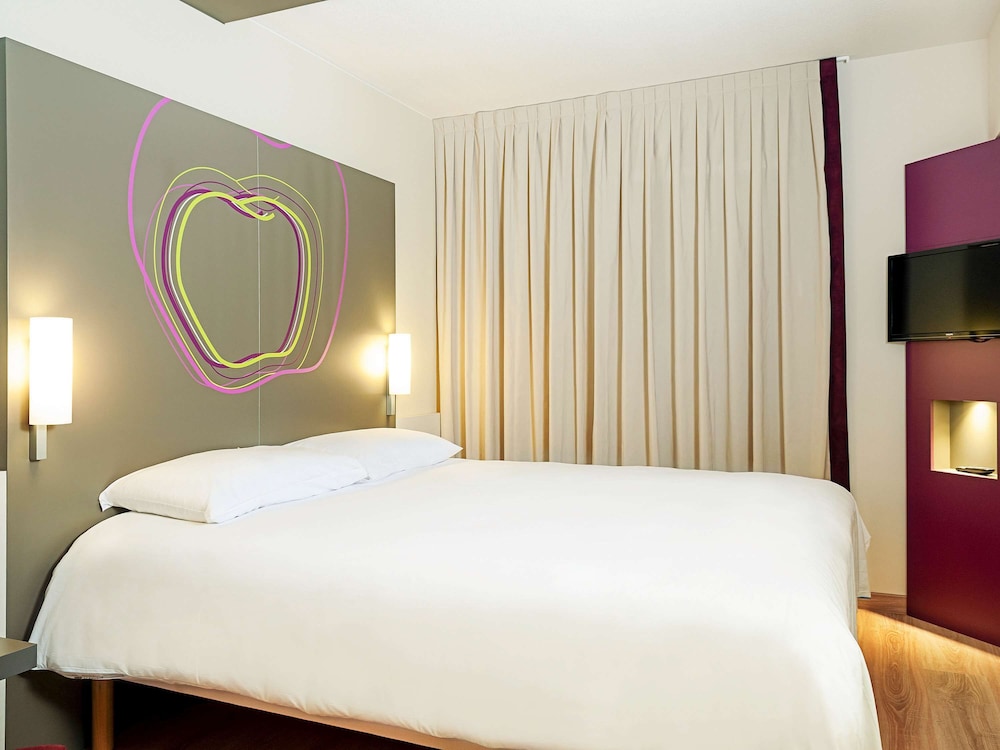 Ibis Styles Lleida Torrefarrera 18/60
