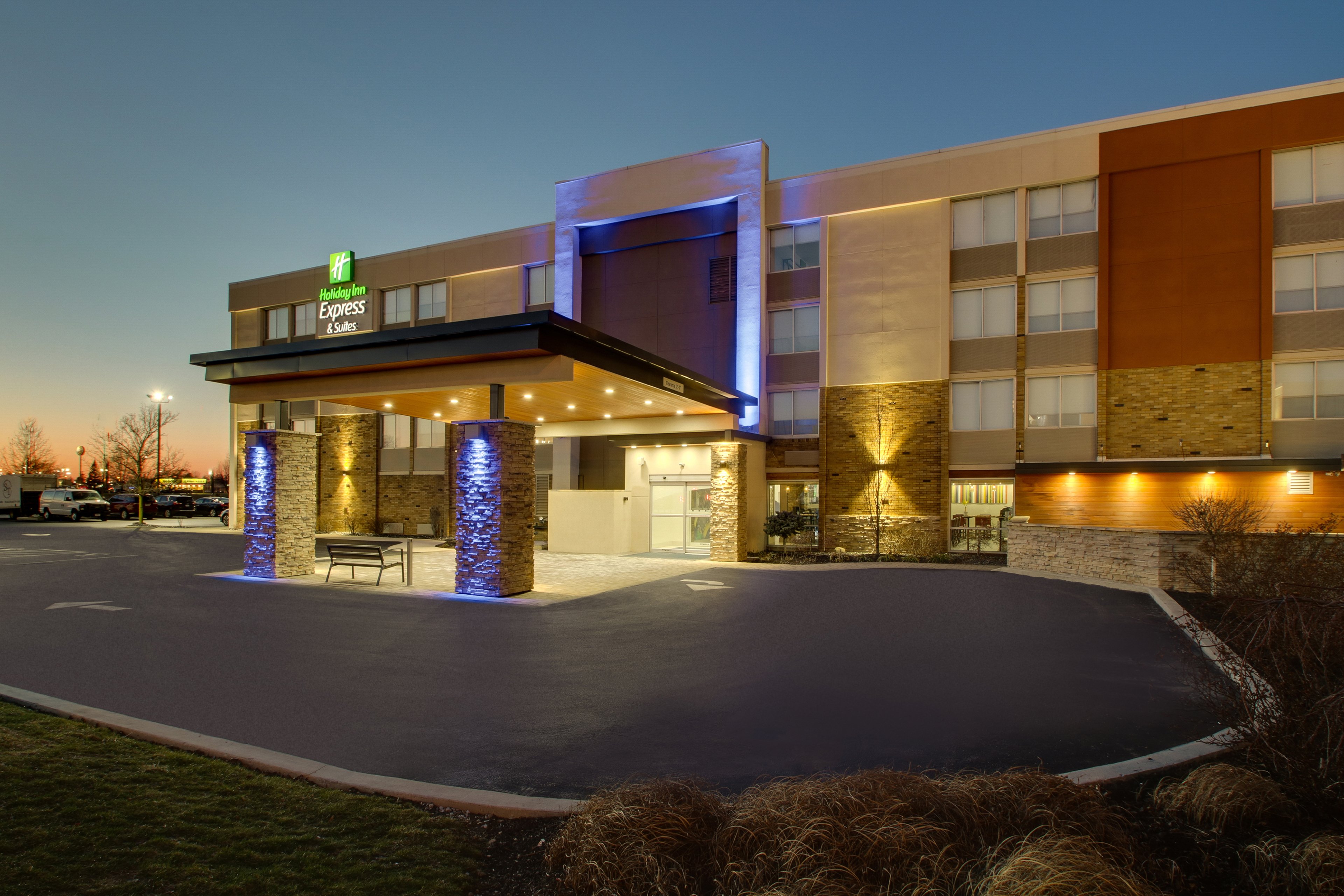 Holiday Inn Express Suites Wapakoneta 55/57