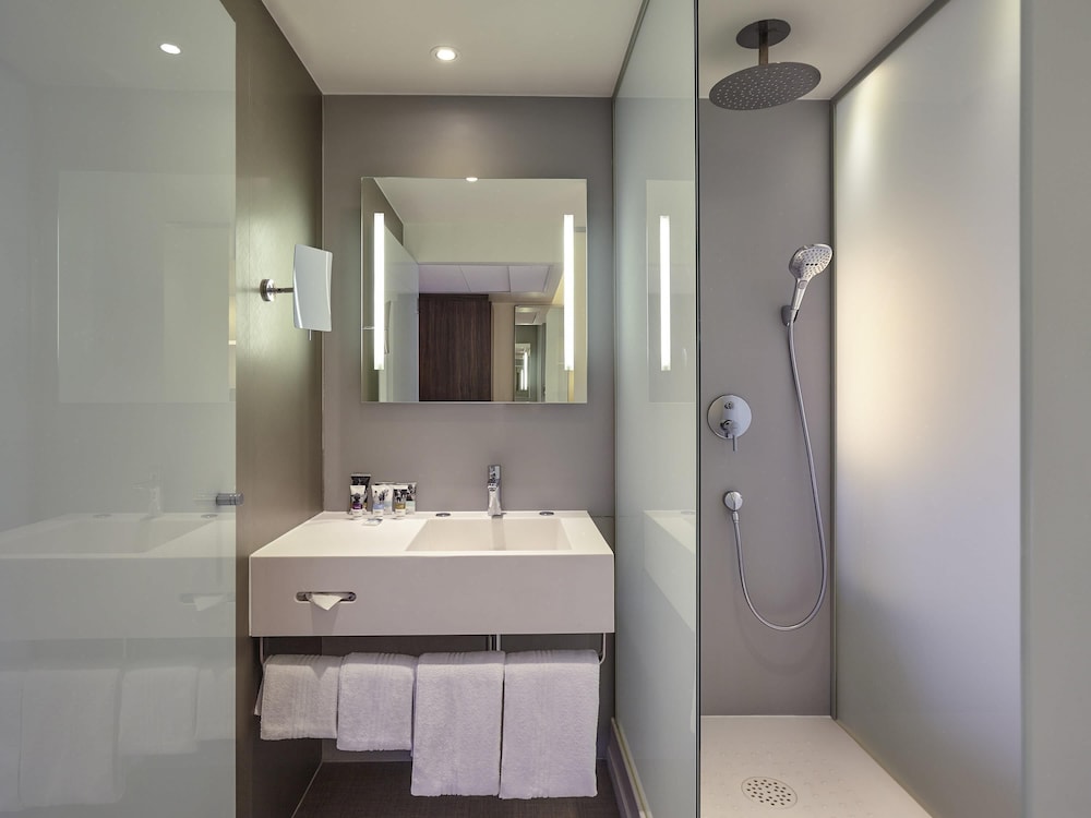 Mercure Paris Arc de Triomphe Etoile 69/72