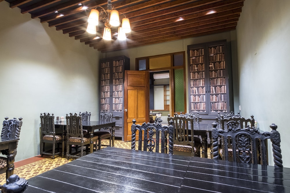 The Henry Hotel Manila 38/50