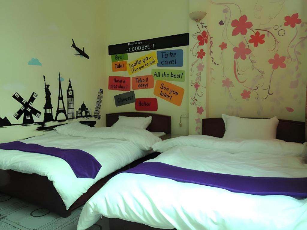Ha Long Happy Hostel - Adults Only 10/26