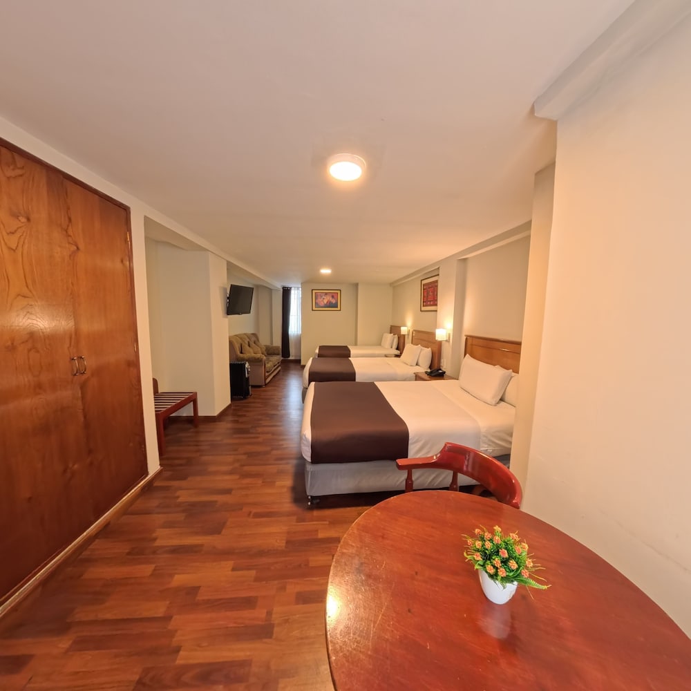 CASONA PLAZA 47/69