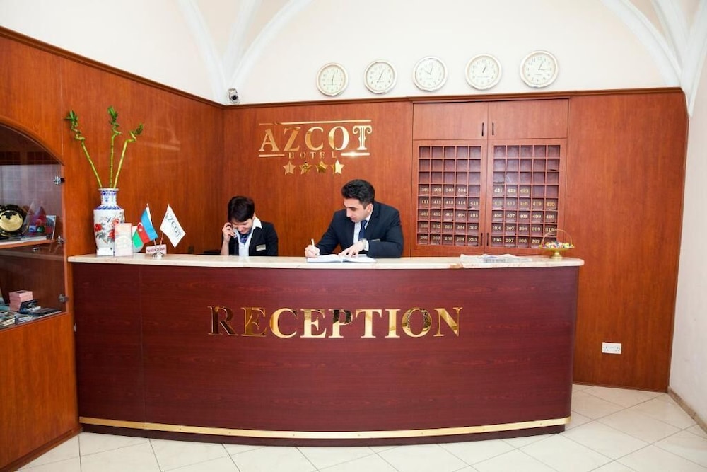 Azcot Hotel 7/45