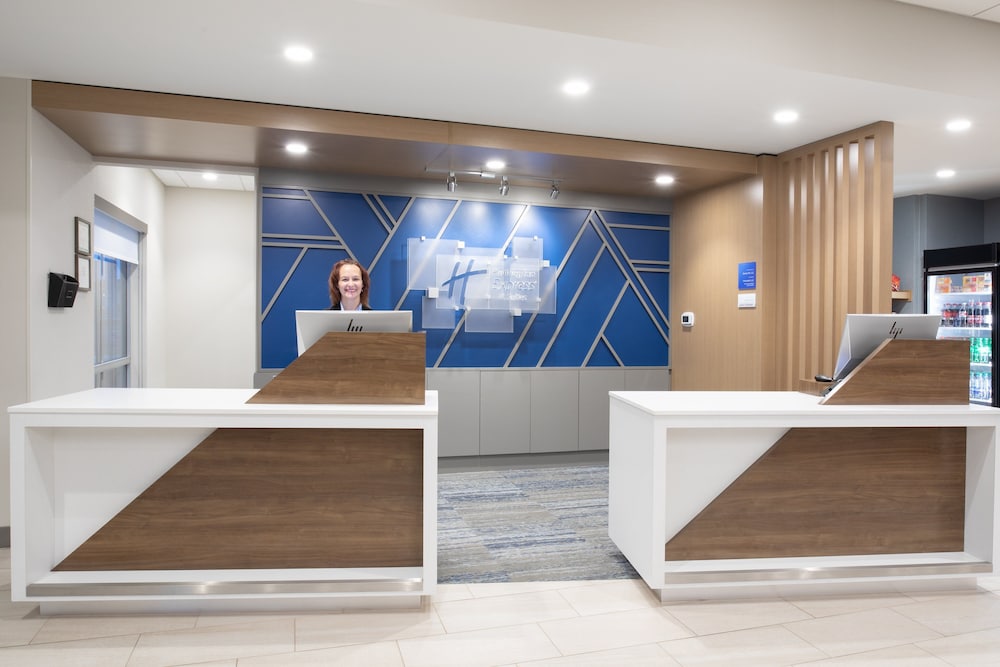 Holiday Inn Express & Suites Burley 6/37