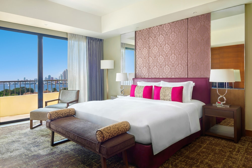 Sofitel Philippine Plaza Manila 28/75