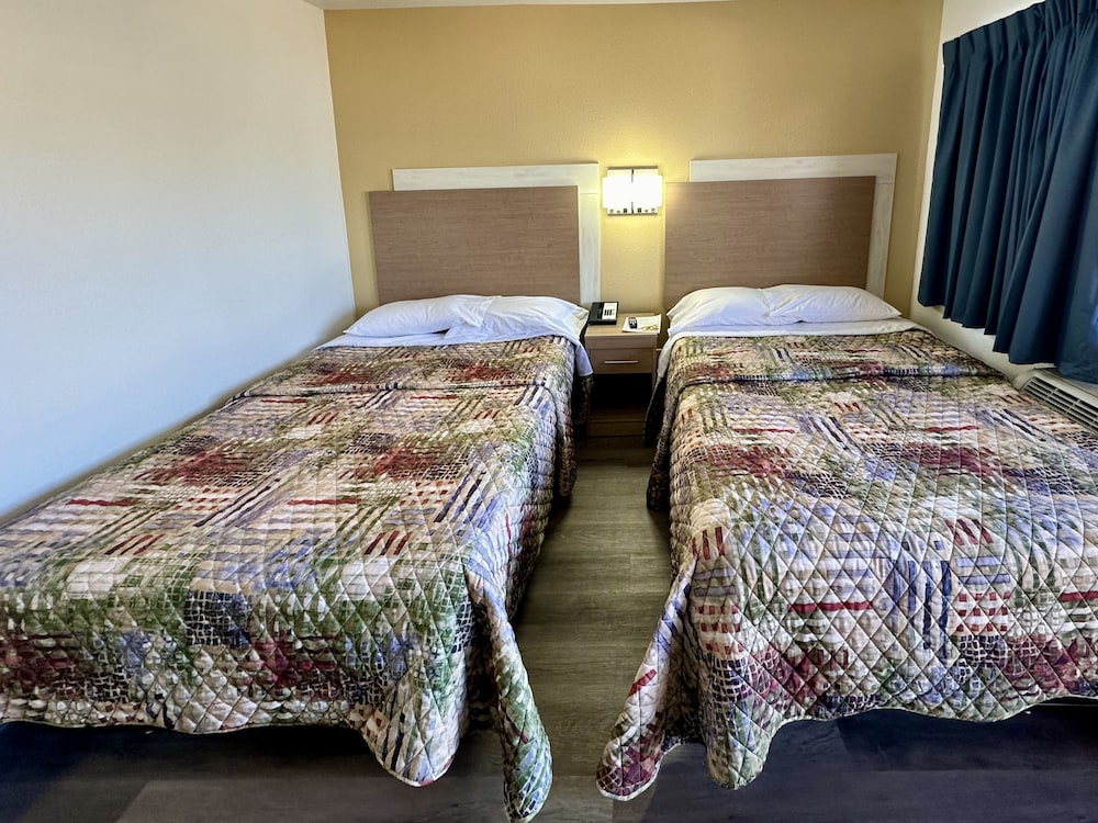 Royal Inn Charlotte Airport Hotel 16/31