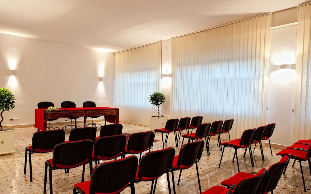 Hotel Villa Sturzo 32/35