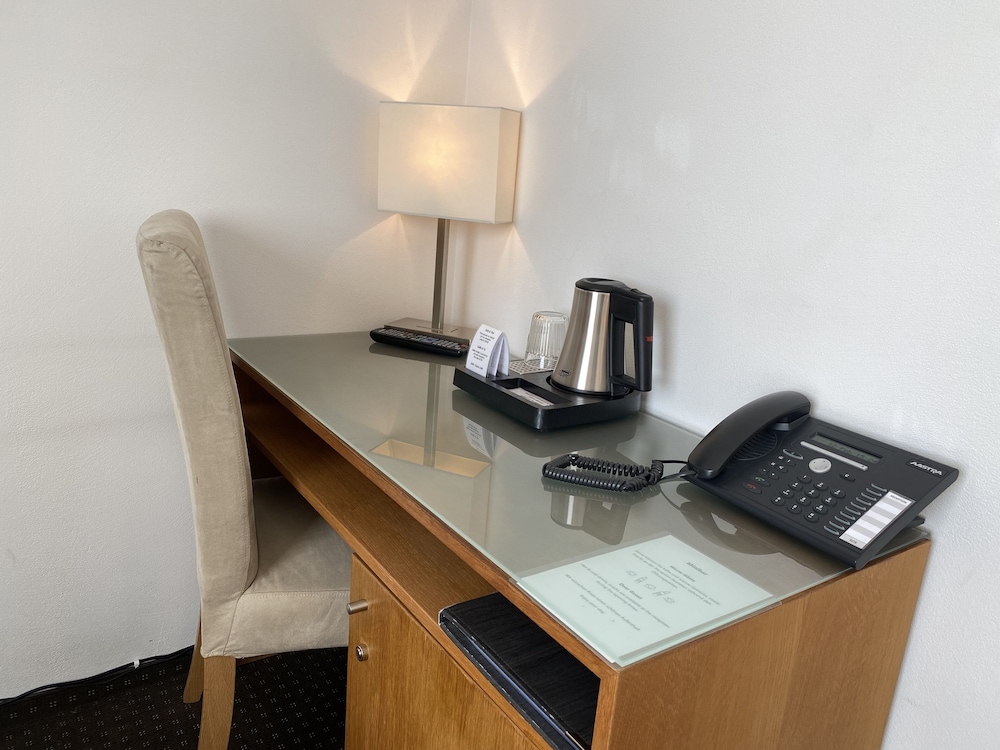 Businesshotel Lux 32/50