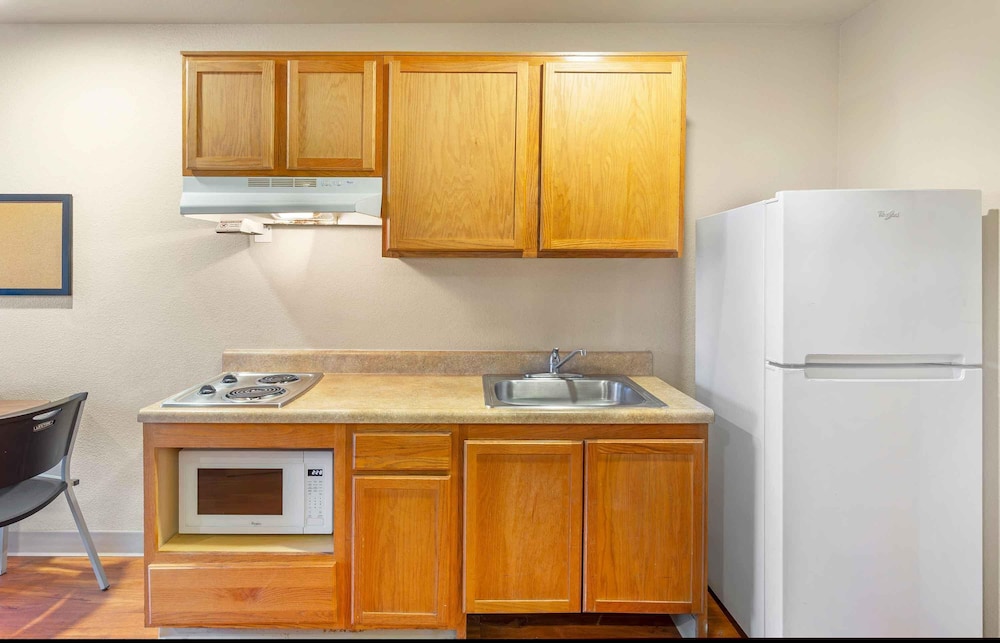 Extended Stay America Select Suites - Phoenix - West 42/52