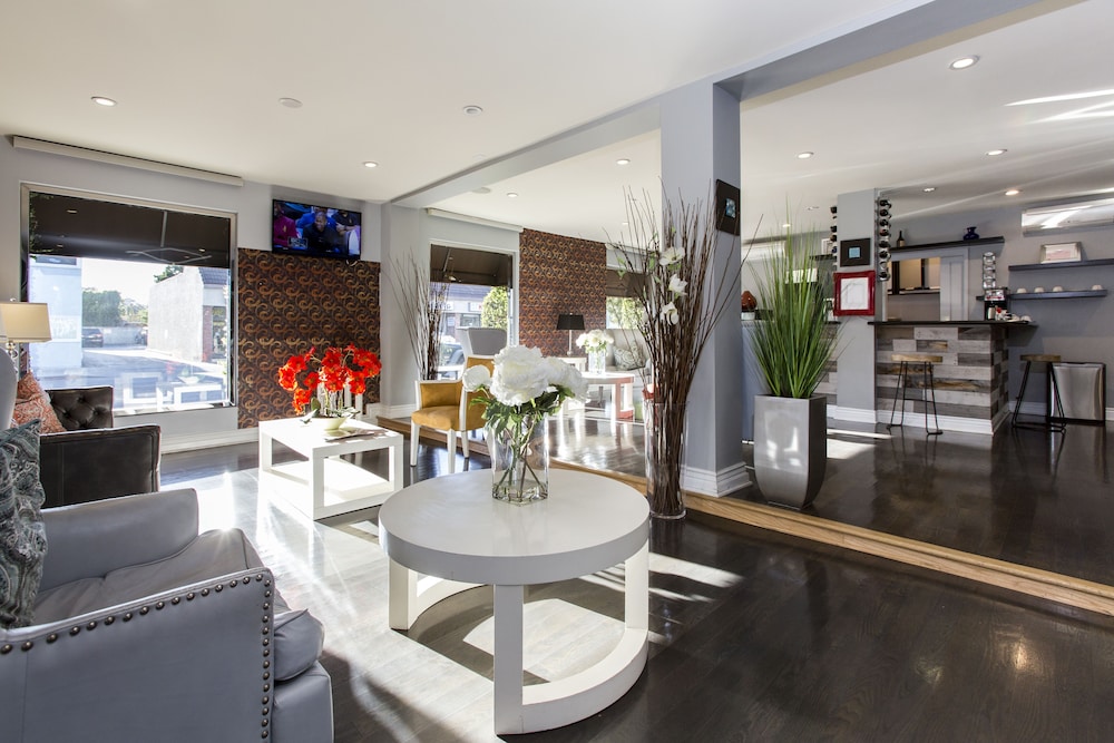 La Sky Boutique 54/70