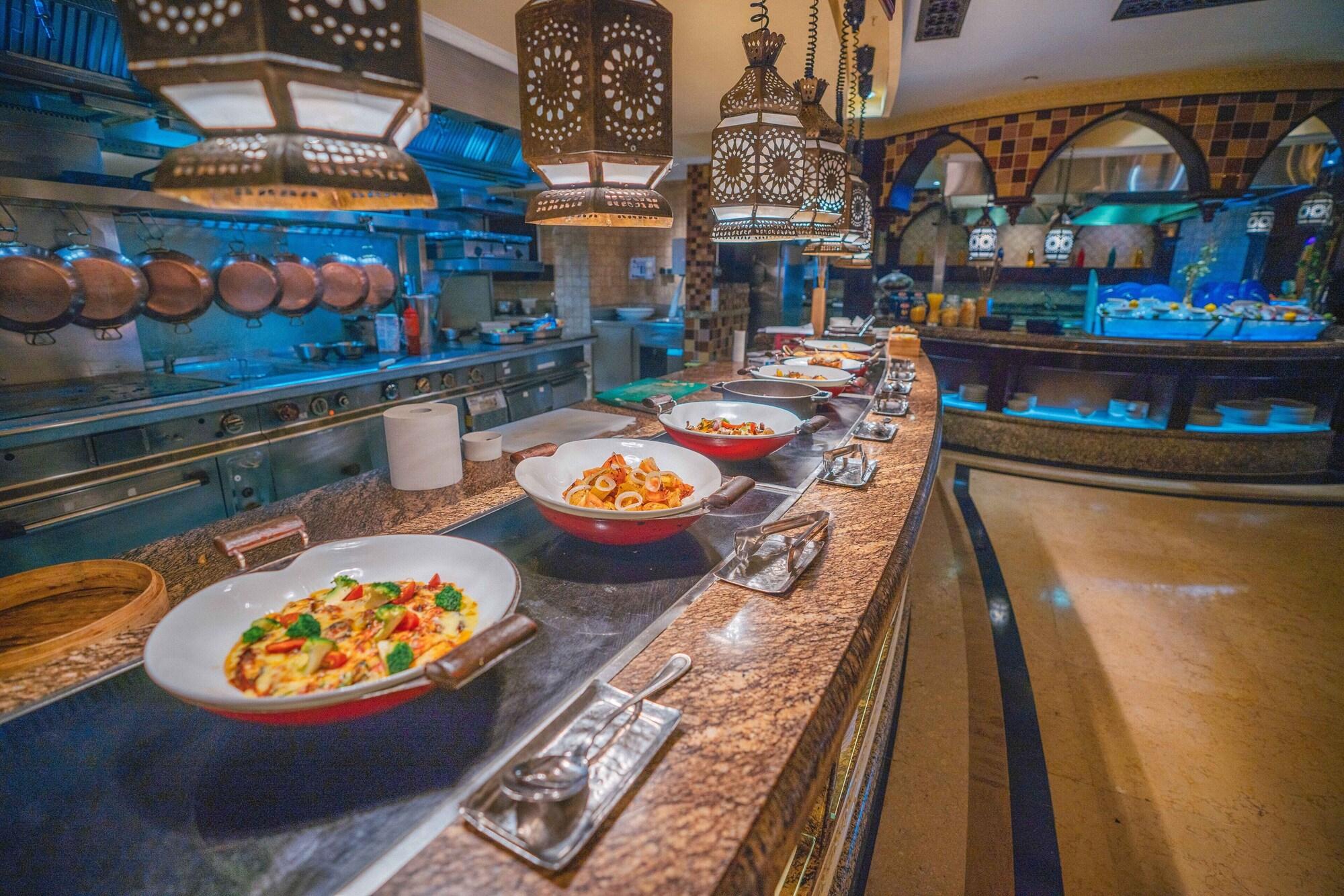 Shangri-La Residences Qaryat Al Beri 18/40