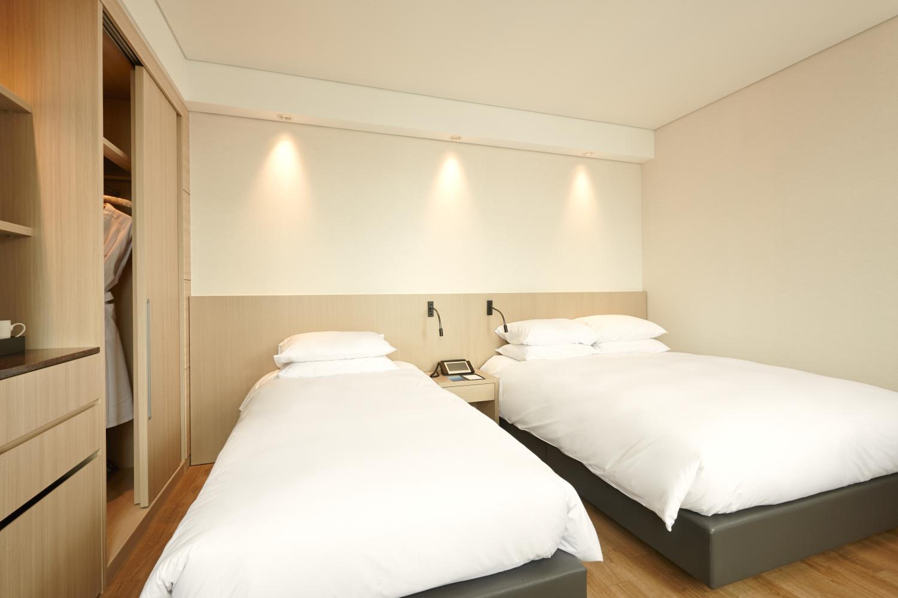 Deluxe, Twin Beds, No Parking، MAYPLACE SEOUL DONGDAEMUN 2/7