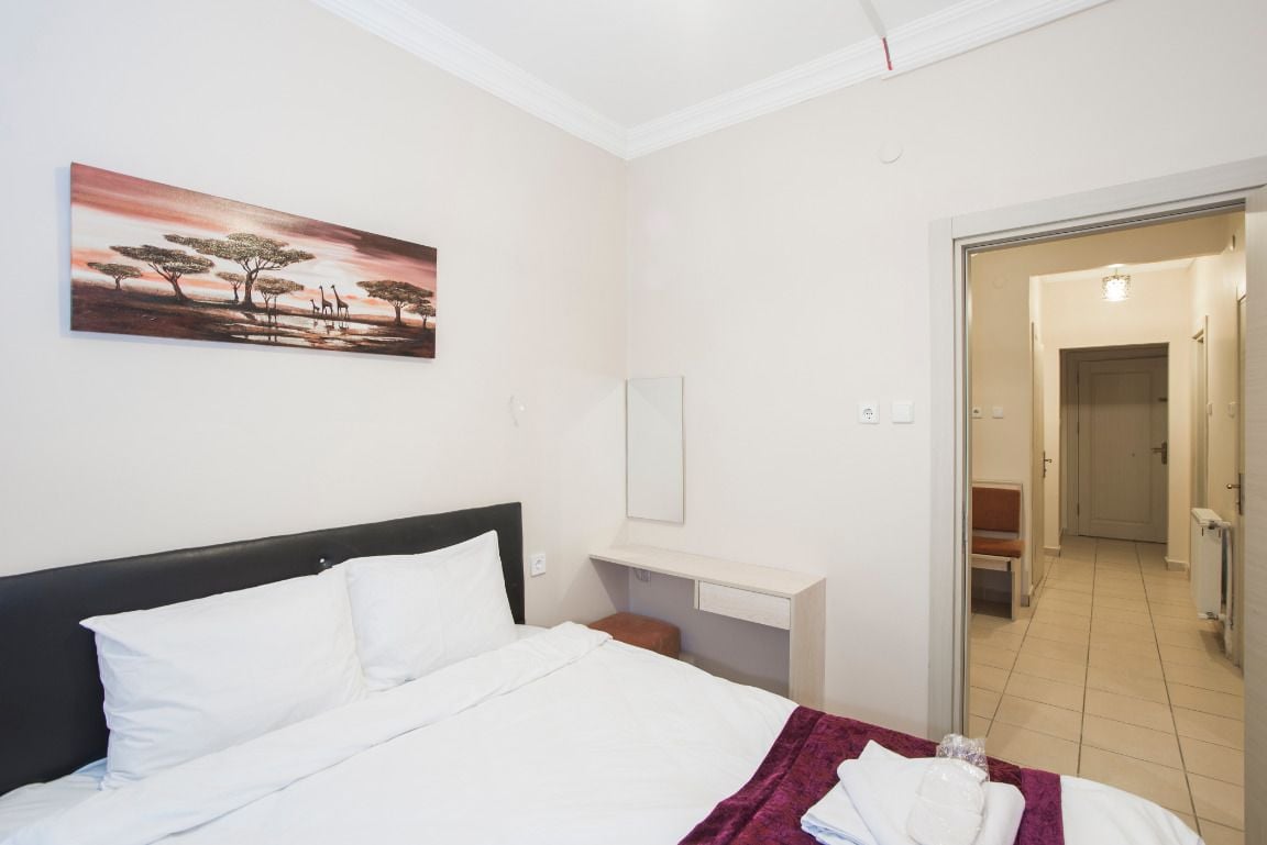 APARTMENT, ANNEX