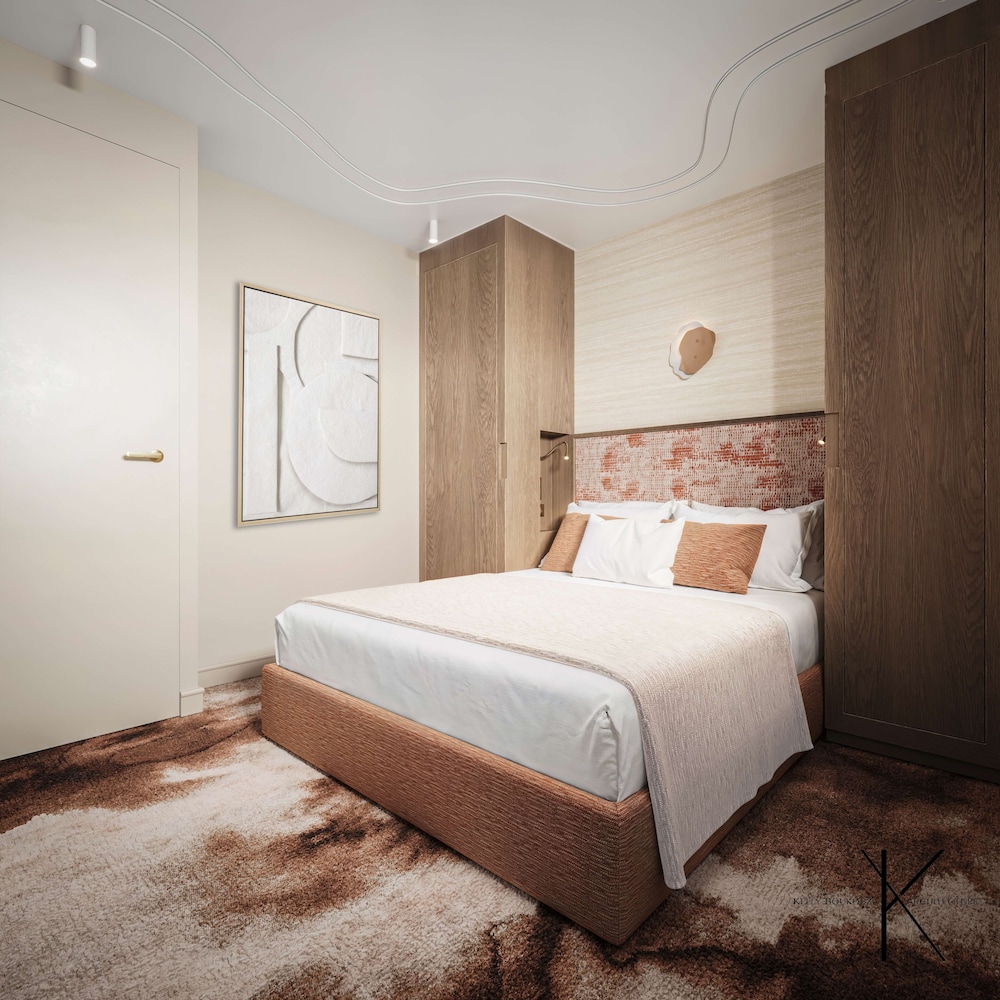 Jills Hotel 4/37