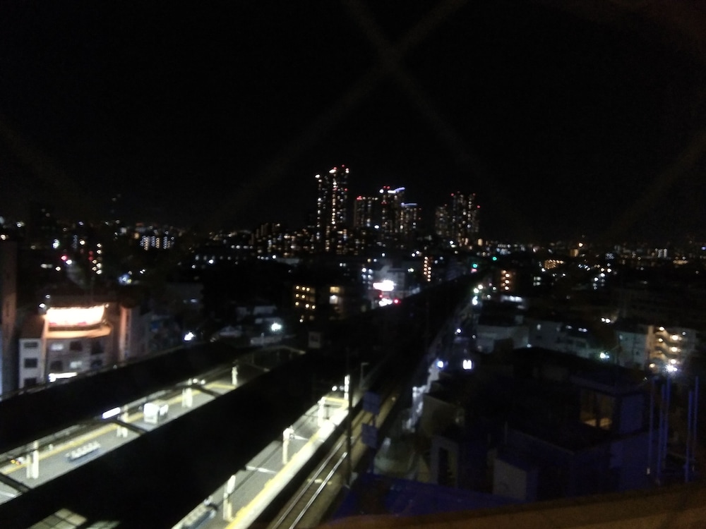 Toyoko Inn Musashi-Nakahara Ekimae 61/62