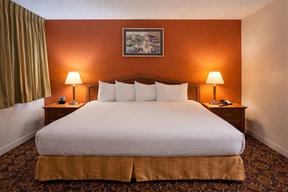 Granada Inn 22/67