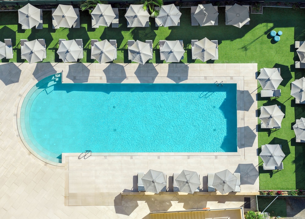 Atlantis Beach 63/87
