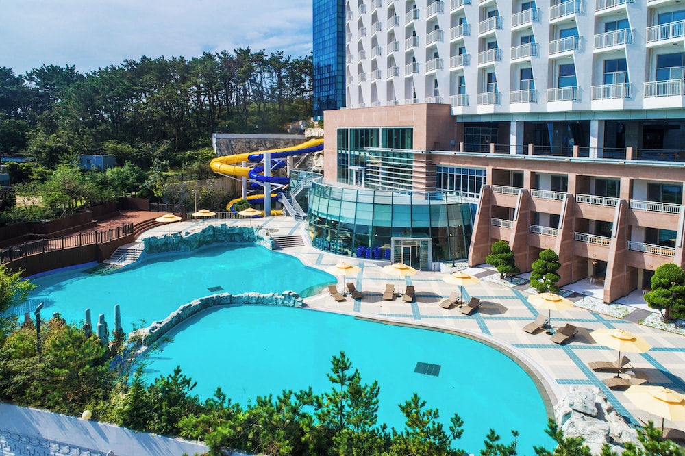 The Weekand Resort 4/56