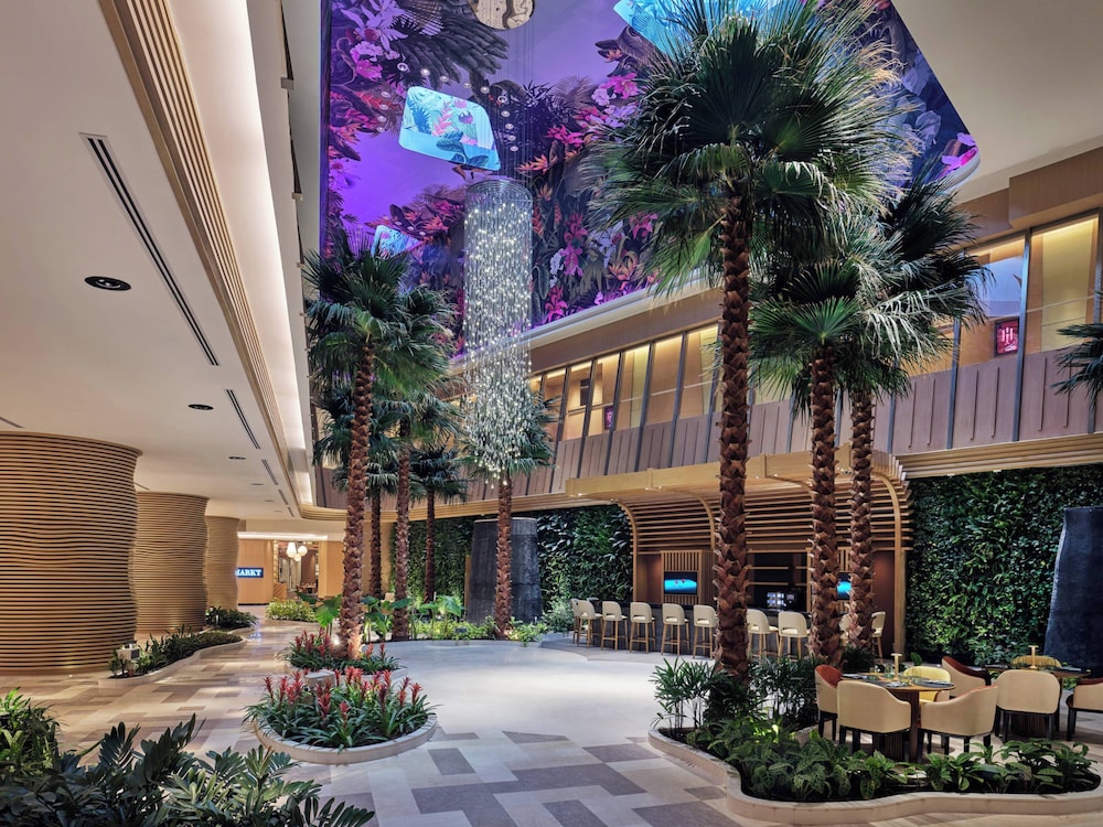 Swissotel Clark Philippines 4/60