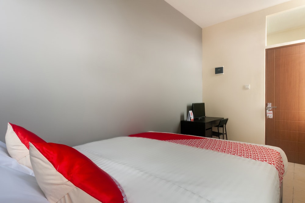 OYO 3216 Ellegan Residence 4/16