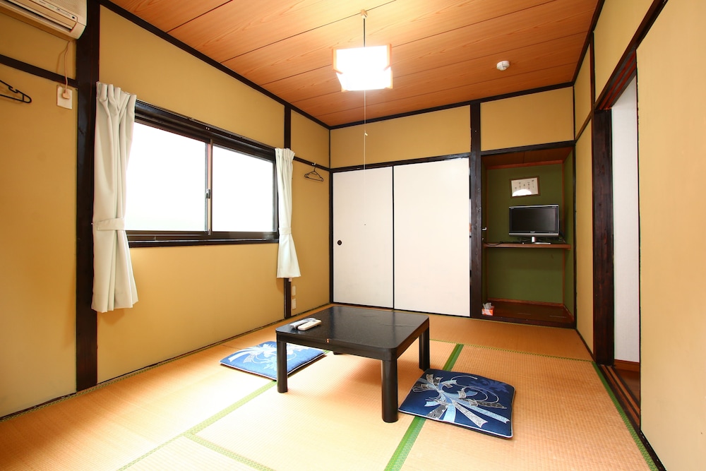 Senju No Sato Ramune Onsen 12/15