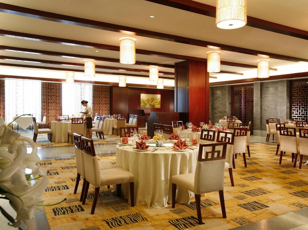 Tianjin Saixiang Hotel 40/50